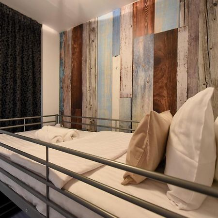 Discover Comfort: Charming & Spacious Apartment In The Old Town Bukareszt Zewnętrze zdjęcie